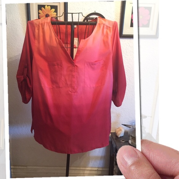 Beautiful top plus size 1x = 14/16