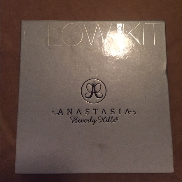 Anastasia Beverly Hills Glow Kit