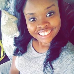 Meet your Posher, Dana