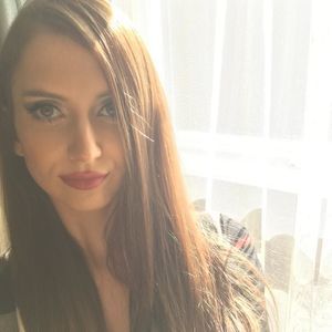 Meet your Posher, Gintarė