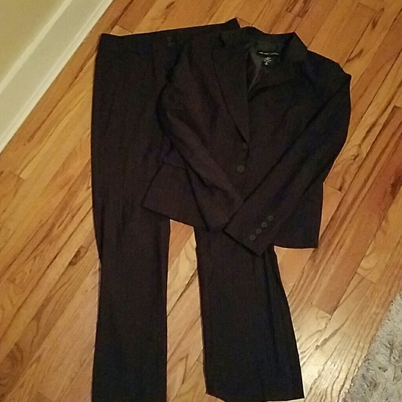 Women's dress suit
