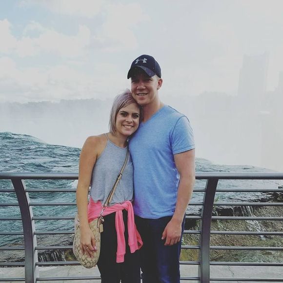 Meet your Posher, Madison - Picture 2 of 2