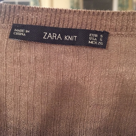 🍁🍂 Zara ribbed v-neck sweater size small 🍁🍂 - Picture 2 of 6