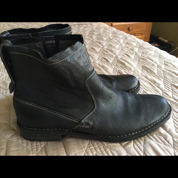 John Varvatos boots size 10