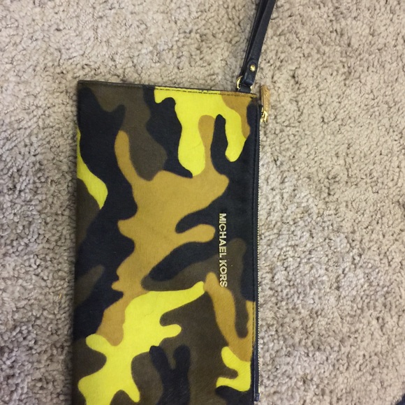 Michael Kors wrist wallet