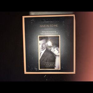 Makeup Forever gift set