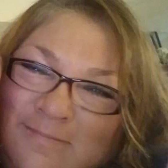 Meet your Posher, Melanie - Picture 1 of 1