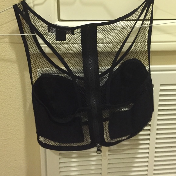 Brallete fishnet top with zipper in the back - Picture 2 of 2