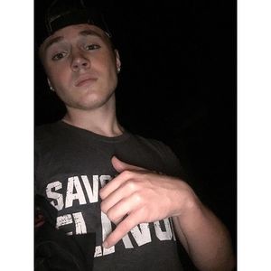 Meet your Posher, Aaron