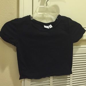 Black T-shirt Crop top