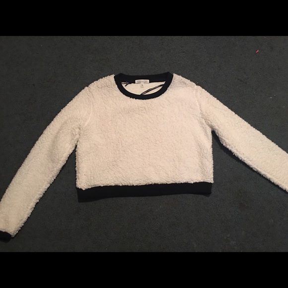 Aeropostale Cropped Sweaters