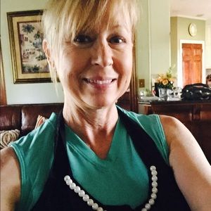 Meet your Posher, Gina