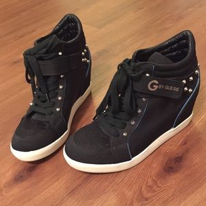 🌟Reduced Price🌟Guess wedge sneakers