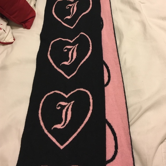 Juicy Couture Scarf
