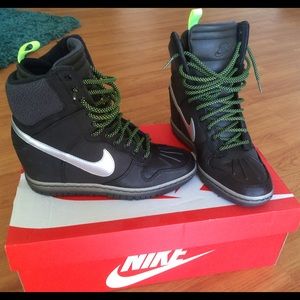 Nike dunk sky hi womens wedge sneakers