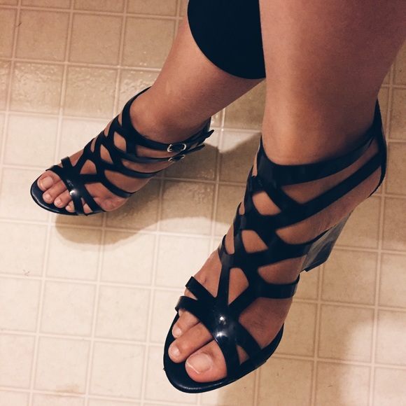 Express Wedges