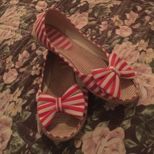 Peep toe flats size 8 Peep toe flats size 8