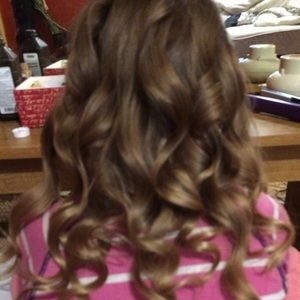 Meet your Posher, Athena