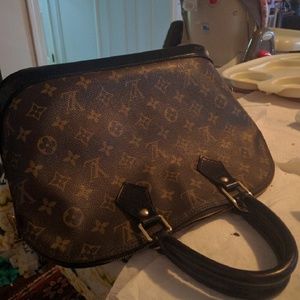 Meet your Posher, Victoria