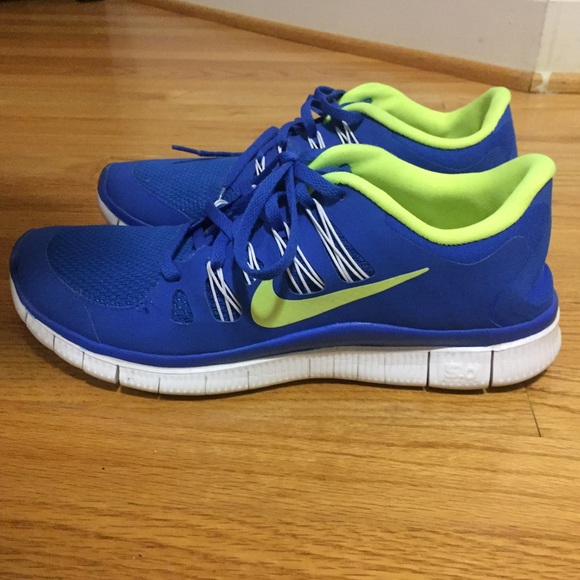 Nike Other - Nike frees unisex sneakers US 9mens, US 10.5womens