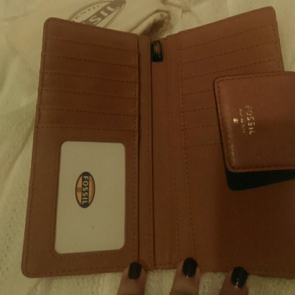 Sold - Picture 2 of 4