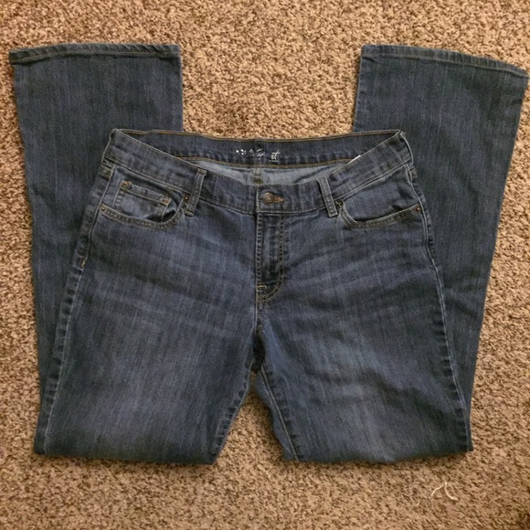 LAST CHANCE! Old Navy Flirt Bootcut Jeans