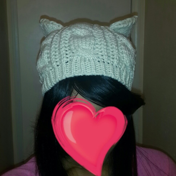 *!*Cat Ears Beanie*!* BEIGE - Picture 3 of 5