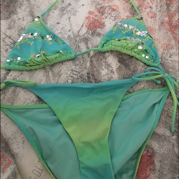 Victoria swim suit two piece