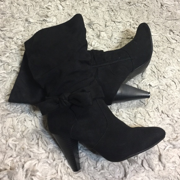 Faux suede boots with side bow detail - Picture 1 of 4