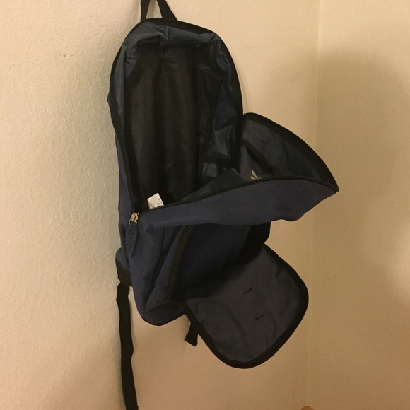 Brand New Reebok Backpack - Picture 2 of 4