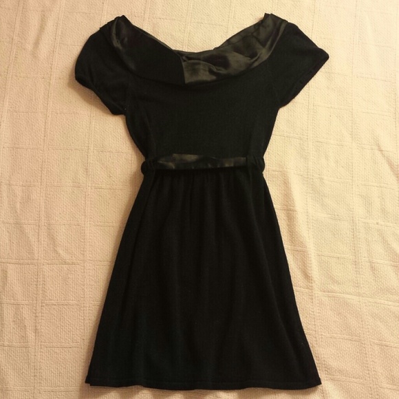 Arden B. black dressy knit top