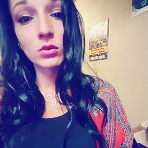 Meet your Posher, Desiree