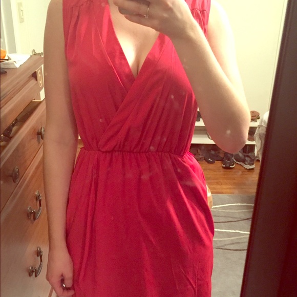 G by Guess Dresses & Skirts - 🌟FLASH SALE🌟 G by Guess dress 💋👠💄❤️