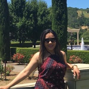 Meet your Posher, Roxana