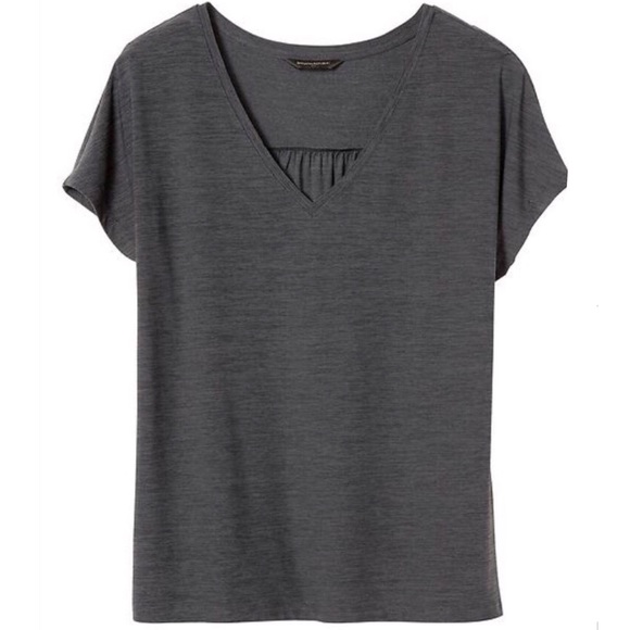 🎁FINAL🎁Banana Republic Short-Sleeve Soft Top - Picture 2 of 3