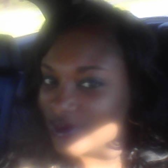 Meet your Posher, Tiara - Picture 1 of 1