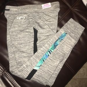 Skinny collegiate pants