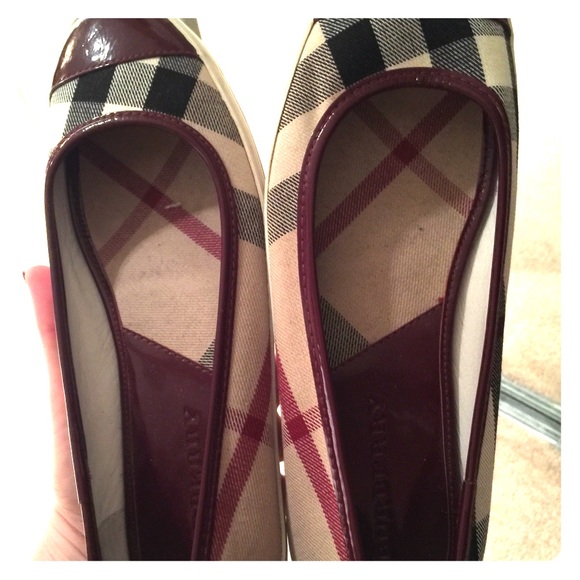 Authentic Burberry flats