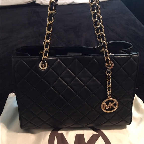 Mk purse