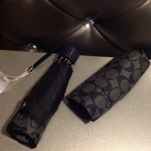 Signature coach umbrella