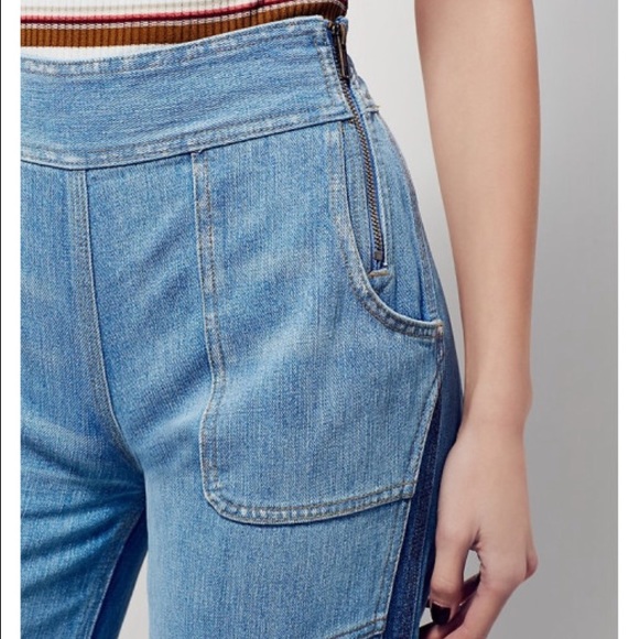 🔥FINAL DROP🔥Free People Tidal Wave flare Jean 28 - Picture 3 of 4