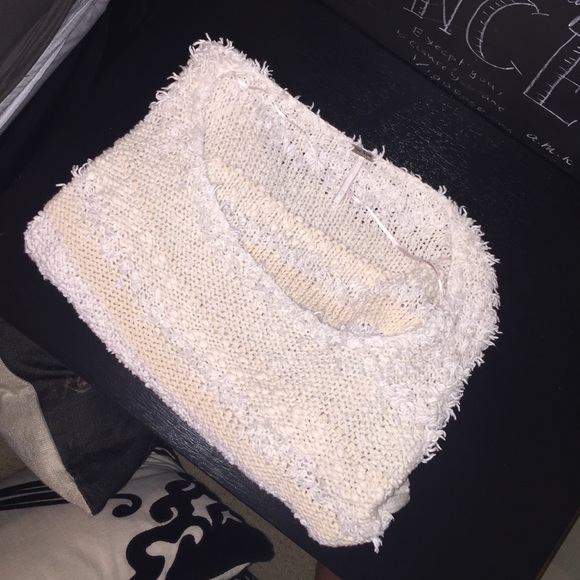 Size M FP short sleeve soft sweater