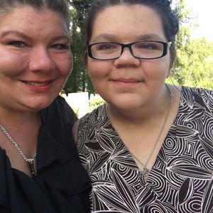 Meet your Posher, Denise