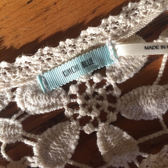 Urban Outfitters Woven Daisy Tee - S - Picture 2 of 2