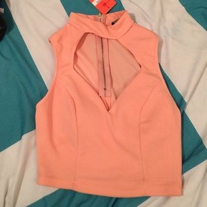 Crop top