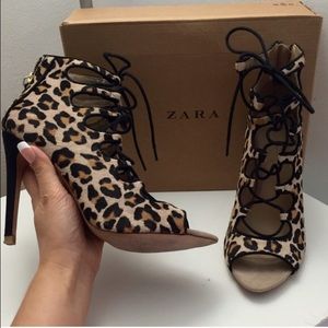 Zara leopard lace booties heels