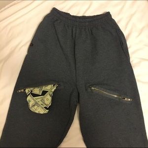 👀 CHachiMomma Pants 👀 (Grey)