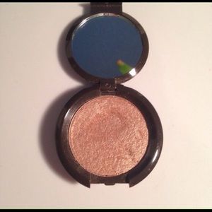 BECCA Highlighter in Opal