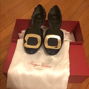 Roger Vivier ballerine chips Patent d'Orsay -Navy