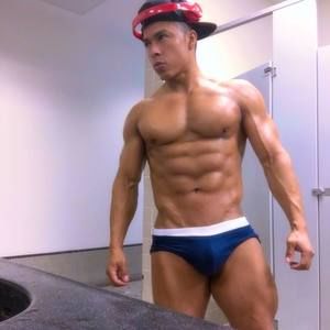 Meet your Posher, Adrian